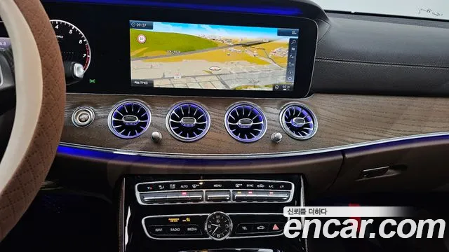 2018 Mercedes-Benz E-Class W213 E300 4MATIC Exclusive Sold VIN WDDZF4KB0JA382785 – trunk area