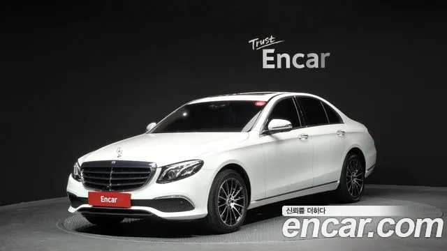 2019 Mercedes-Benz E-Class W213 E300 4MATIC Exclusive Sold VIN WDDZF4KB0KA495055 – trunk area 2019 Mercedes-Benz E-Class W213 E300 4MATIC Exclusive Sold VIN WDDZF4KB0KA495055 – trunk area