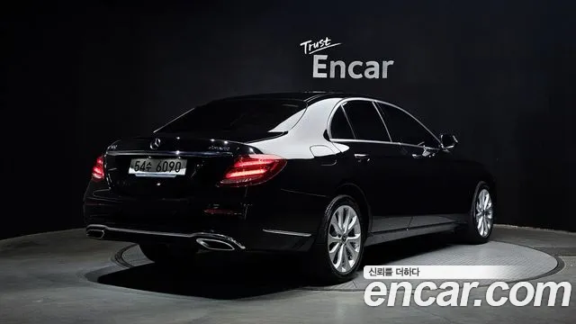 2019 Mercedes-Benz E-Class W213 E300 4MATIC Exclusive Sold VIN WDDZF4KB0KA562091 – dashboard