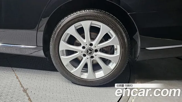 2019 Mercedes-Benz E-Class W213 E300 4MATIC Exclusive Sold VIN WDDZF4KB0KA562091 – photo 14