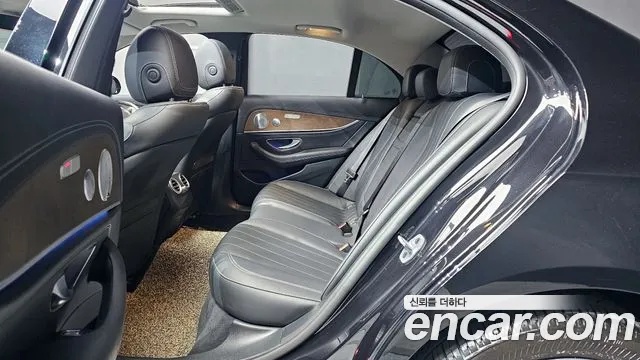 2019 Mercedes-Benz E-Class W213 E300 4MATIC Exclusive Sold VIN WDDZF4KB0KA562091 – photo 31