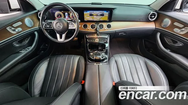 2019 Mercedes-Benz E-Class W213 E300 4MATIC Exclusive Sold VIN WDDZF4KB0KA624265 – photo 12
