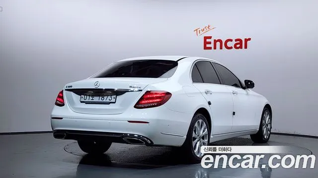 2019 Mercedes-Benz E-Class W213 E300 4MATIC Exclusive Sold VIN WDDZF4KB1KA498417 – photo 11