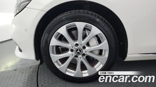 2019 Mercedes-Benz E-Class W213 E300 4MATIC Exclusive Sold VIN WDDZF4KB1KA498417 – photo 14