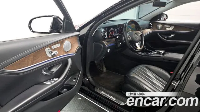 2018 Mercedes-Benz E-Class W213 E300 4MATIC Exclusive Sold VIN WDDZF4KB2JA334608 – photo 11