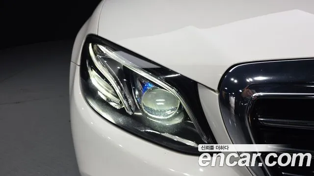 2019 Mercedes-Benz E-Class W213 E300 4MATIC Exclusive Sold VIN WDDZF4KB2KA511806 – odometer reading 2019 Mercedes-Benz E-Class W213 E300 4MATIC Exclusive Sold VIN WDDZF4KB2KA511806 – odometer reading
