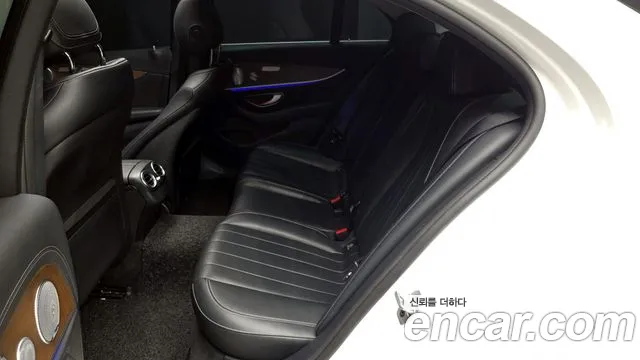 2019 Mercedes-Benz E-Class W213 E300 4MATIC Exclusive Sold VIN WDDZF4KB2KA511806 – photo 12 2019 Mercedes-Benz E-Class W213 E300 4MATIC Exclusive Sold VIN WDDZF4KB2KA511806 – photo 12