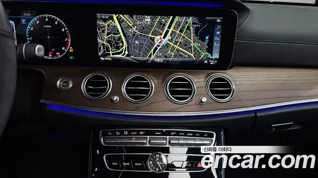 2019 Mercedes-Benz E-Class W213 E300 4MATIC Exclusive Sold VIN WDDZF4KB2KA566787 – photo 19