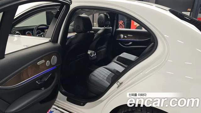 2019 Mercedes-Benz E-Class W213 E300 4MATIC Exclusive Sold VIN WDDZF4KB2KA566787 – photo 28