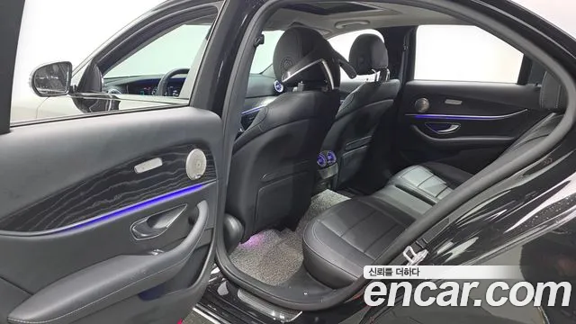 2017 Mercedes-Benz E-Class W213 E300 4MATIC AV Intelligent Drive Sold VIN WDDZF4KB3HA226475 – undercarriage 2017 Mercedes-Benz E-Class W213 E300 4MATIC AV Intelligent Drive Sold VIN WDDZF4KB3HA226475 – undercarriage