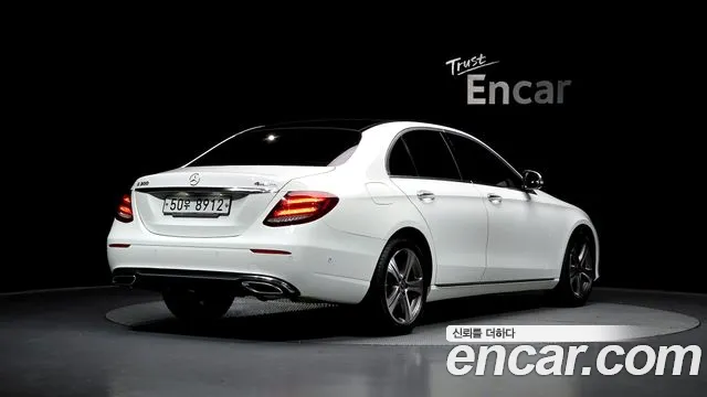 2017 Mercedes-Benz E-Class W213 E300 4MATIC AV Intelligent Drive Sold VIN WDDZF4KB3HA249285 – photo 11