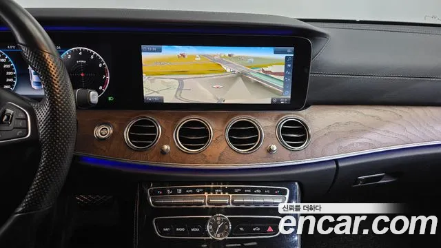 2018 Mercedes-Benz E-Class W213 E300 4matic Exclusive Sold VIN WDDZF4KB4JA452224 – front exterior