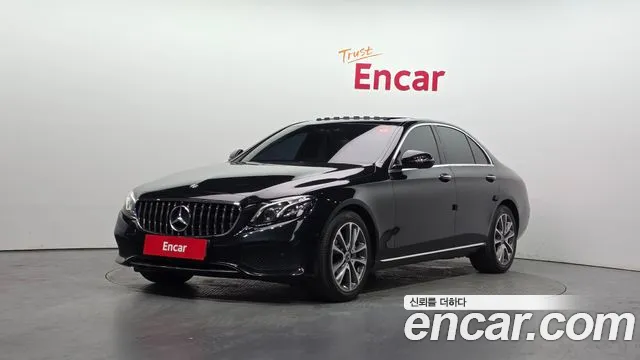 2019 Mercedes-Benz E-Class W213 E300 4MATIC Avnatgarde Sold VIN WDDZF4KB4KA503206 – side profile