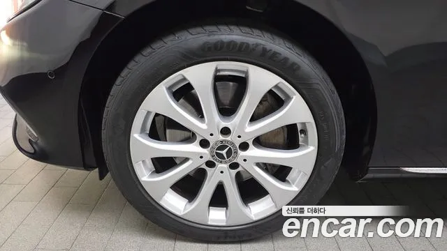 2019 Mercedes-Benz E-Class W213 E300 4MATIC Exclusive Sold VIN WDDZF4KB4KA668107 – photo 17
