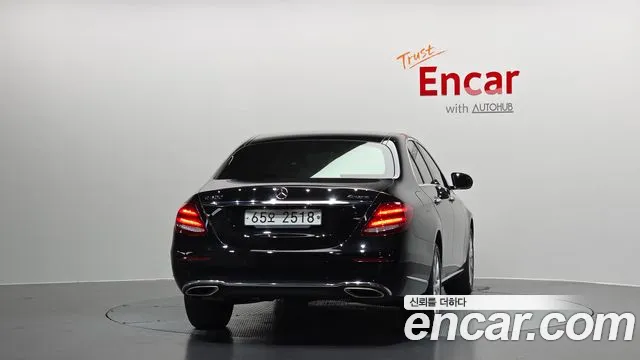 2019 Mercedes-Benz E-Class W213 E300 4MATIC Exclusive Sold VIN WDDZF4KB4KA668107 – photo 21