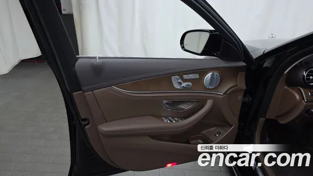 2019 Mercedes-Benz E-Class W213 E300 4MATIC Exclusive Sold VIN WDDZF4KB4KA668107 – photo 22