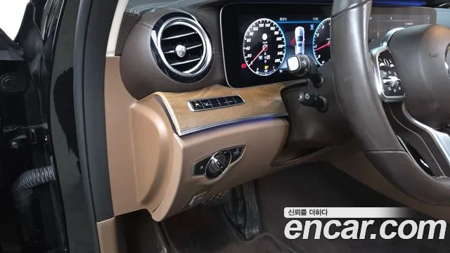 2019 Mercedes-Benz E-Class W213 E300 4MATIC Exclusive Sold VIN WDDZF4KB4KA668107 – photo 26