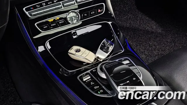 2020 Mercedes-Benz E-Class W213 E300 4MATIC AMG Line Sold VIN WDDZF4KB4LA707280 – rear exterior