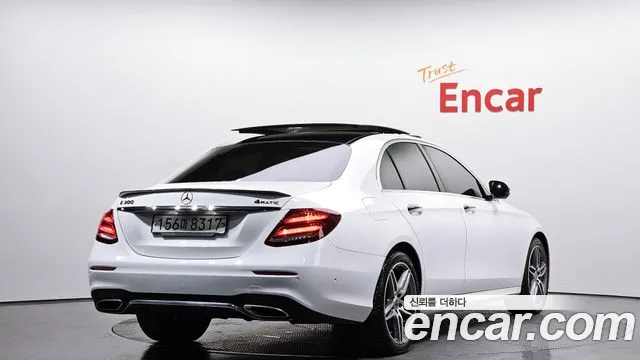 2020 Mercedes-Benz E-Class W213 E300 4MATIC AMG Line Sold VIN WDDZF4KB4LA707280 – exterior detail