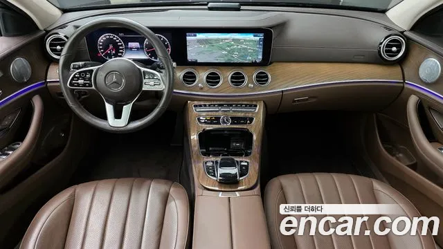 2020 Mercedes-Benz E-Class W213 E300 4MATIC Exclusive Sold VIN WDDZF4KB5LA719440 – exterior detail