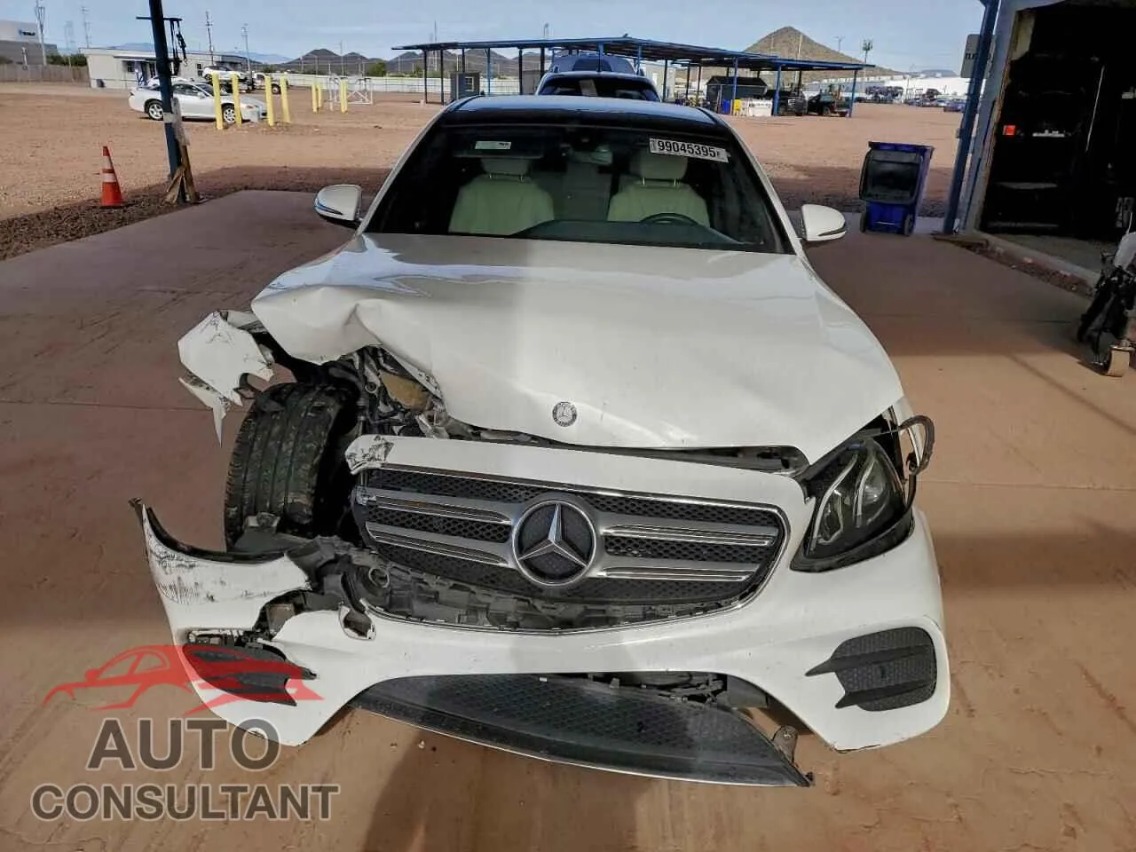 2017 MERCEDES-BENZ E-CLASS Damaged VIN WDDZF4KB6HA061117 – interior seats