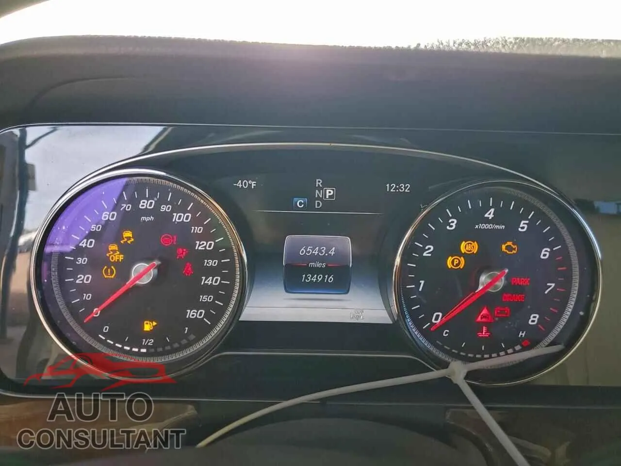 2017 MERCEDES-BENZ E-CLASS Damaged VIN WDDZF4KB6HA061117 – trunk area