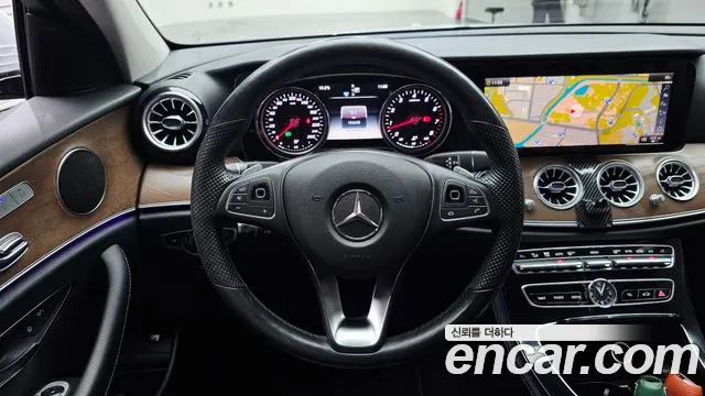 2018 Mercedes-Benz E-Class W213 E300 4MATIC Exclusive Standard Sold VIN WDDZF4KB7JA369368 – photo 13