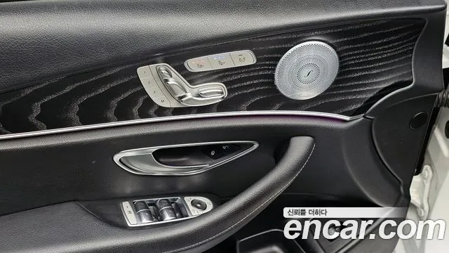 2019 Mercedes-Benz E-Class W213 E300 4MATIC Avnatgarde Sold VIN WDDZF4KB7KA539956 – photo 17