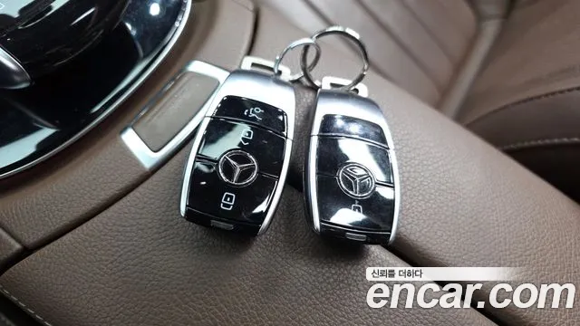 2019 Mercedes-Benz E-Class W213 E300 4MATIC Exclusive Sold VIN WDDZF4KB7KA619984 – photo 16