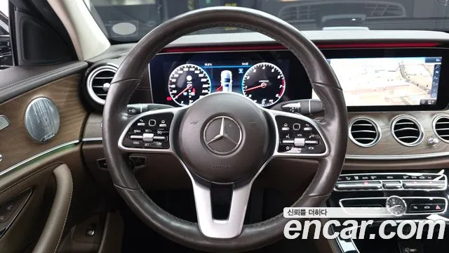 2019 Mercedes-Benz E-Class W213 E300 4MATIC Exclusive Sold VIN WDDZF4KB7KA619984 – photo 18
