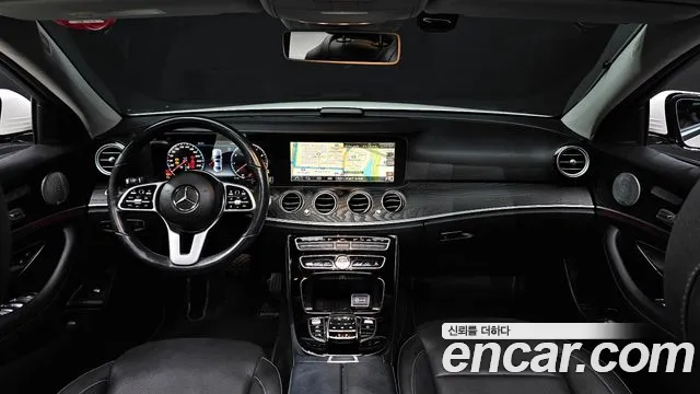 2019 Mercedes-Benz E-Class W213 E300 4MATIC Avnatgarde Sold VIN WDDZF4KB7KA658767 – side profile