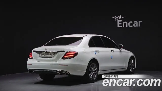 2019 Mercedes-Benz E-Class W213 E300 4MATIC Avnatgarde Sold VIN WDDZF4KB7KA658767 – photo 18