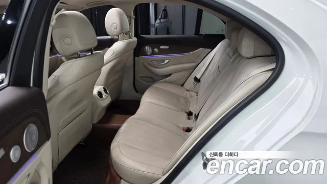 2019 Mercedes-Benz E-Class W213 E300 4MATIC Exclusive Sold VIN WDDZF4KB7KA663743 – photo 29