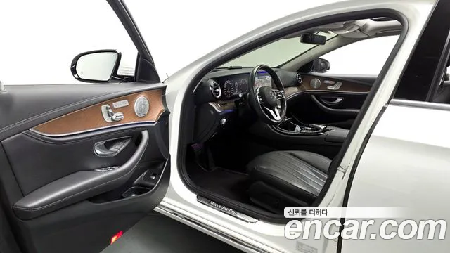 2019 Mercedes-Benz E-Class W213 E300 4MATIC Exclusive Sold VIN WDDZF4KB7KA665167 – odometer reading