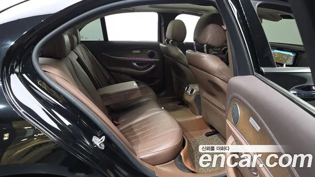 2017 Mercedes-Benz E-Class W213 E300 4MATIC Exclusive Sold VIN WDDZF4KB8HA168606 – engine bay