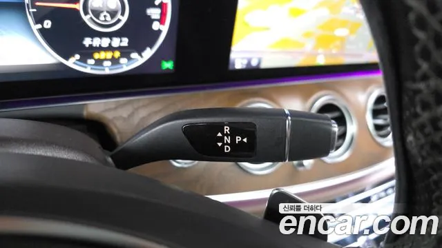 2017 Mercedes-Benz E-Class W213 E300 4MATIC Exclusive Sold VIN WDDZF4KB8HA168606 – odometer reading