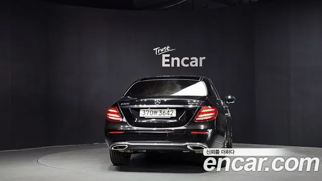 2019 Mercedes-Benz E-Class W213 E300 4MATIC Exclusive Sold VIN WDDZF4KBXKA690533 – photo 14