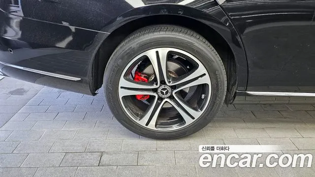 2019 Mercedes-Benz E-Class W213 E300 4MATIC Exclusive Sold VIN WDDZF4KBXKA690533 – photo 20