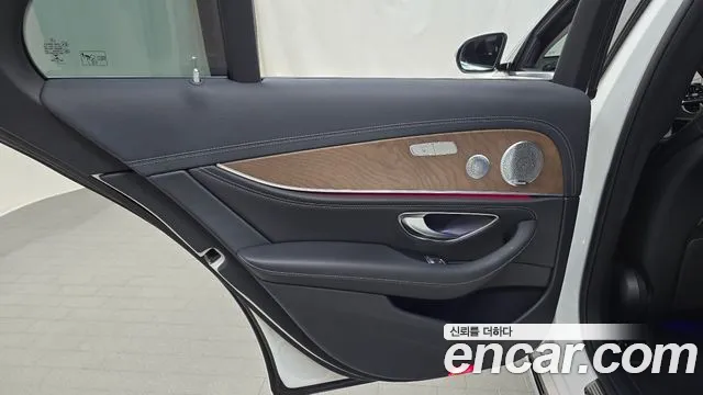 2019 Mercedes-Benz E-Class W213 E300 4MATIC Exclusive Sold VIN WDDZF4KBXKA693061 – odometer reading