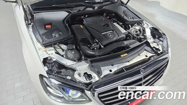 2019 Mercedes-Benz E-Class W213 E300 4MATIC Exclusive Sold VIN WDDZF4KBXKA693061 – photo 14