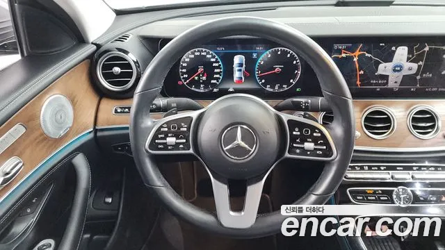 2020 Mercedes-Benz E-Class W213 E300 4MATIC Exclusive Sold VIN WDDZF4KBXLA741854 – exterior detail 2020 Mercedes-Benz E-Class W213 E300 4MATIC Exclusive Sold VIN WDDZF4KBXLA741854 – exterior detail