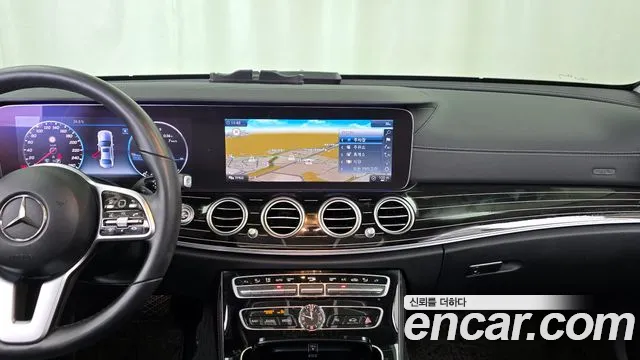 2019 Mercedes-Benz E-Class W213 E450 4MATIC Exclusive Sold VIN WDDZF6JB9KA534657 – rear exterior 2019 Mercedes-Benz E-Class W213 E450 4MATIC Exclusive Sold VIN WDDZF6JB9KA534657 – rear exterior