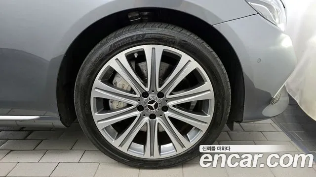 2019 Mercedes-Benz E-Class W213 E450 4MATIC Exclusive Sold VIN WDDZF6JB9KA534657 – engine bay 2019 Mercedes-Benz E-Class W213 E450 4MATIC Exclusive Sold VIN WDDZF6JB9KA534657 – engine bay