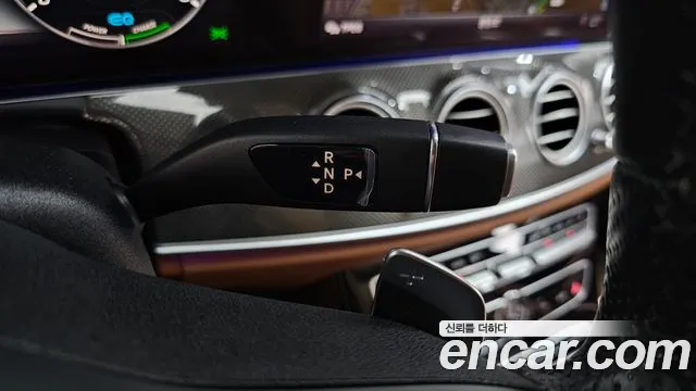 2019 Mercedes-Benz E-Class W213 E350 4MATIC AMG Line Sold VIN WDDZF8GB2KA588045 – side profile