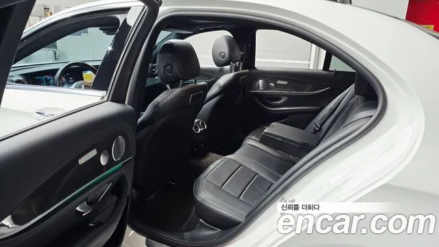 2019 Mercedes-Benz E-Class W213 E350 4MATIC AMG Line Sold VIN WDDZF8GB6KA574570 – engine bay