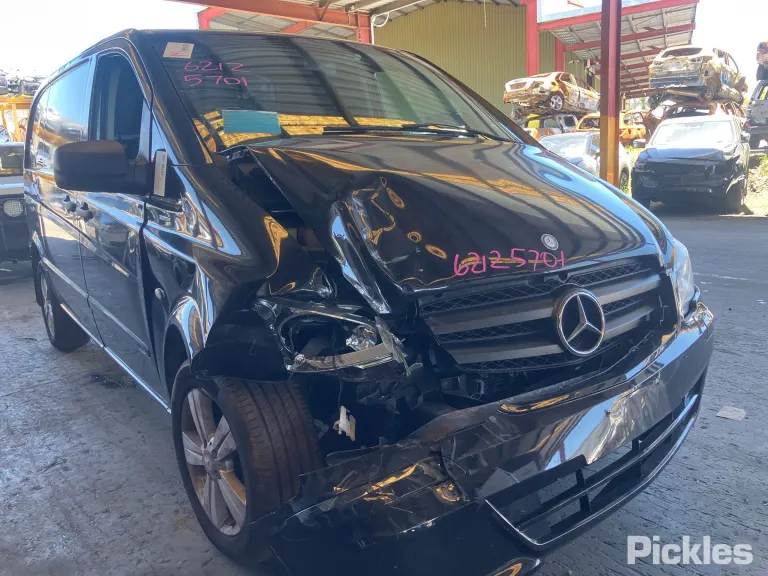 2013 Mercedes-Benz Vito Damaged VIN WDF63960123803825 – trunk area