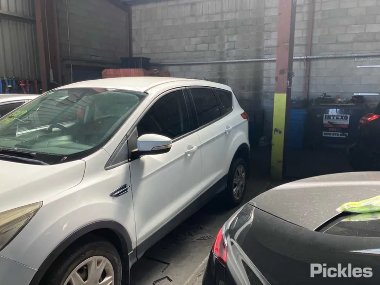 2016 Ford Kuga Used VIN WF0AXXWPMAGD01628 – photo 12