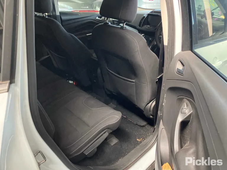 2016 Ford Kuga Used VIN WF0AXXWPMAGD01628 – photo 14