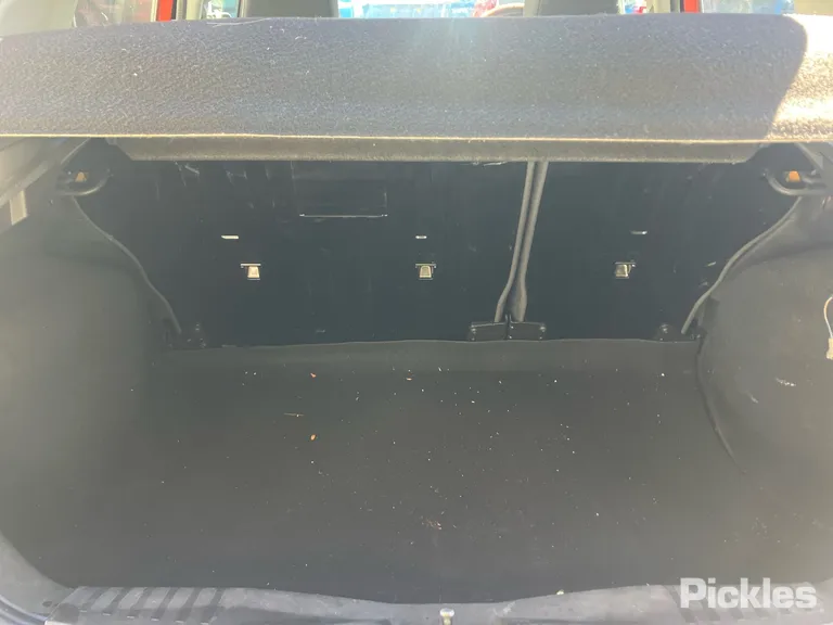 2007 Ford Fiesta Used VIN WF0HXXGAJH7E59524 – undercarriage 2007 Ford Fiesta Used VIN WF0HXXGAJH7E59524 – undercarriage
