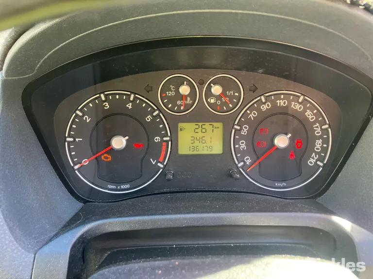 2007 Ford Fiesta Used VIN WF0HXXGAJH7E59524 – trunk area 2007 Ford Fiesta Used VIN WF0HXXGAJH7E59524 – trunk area